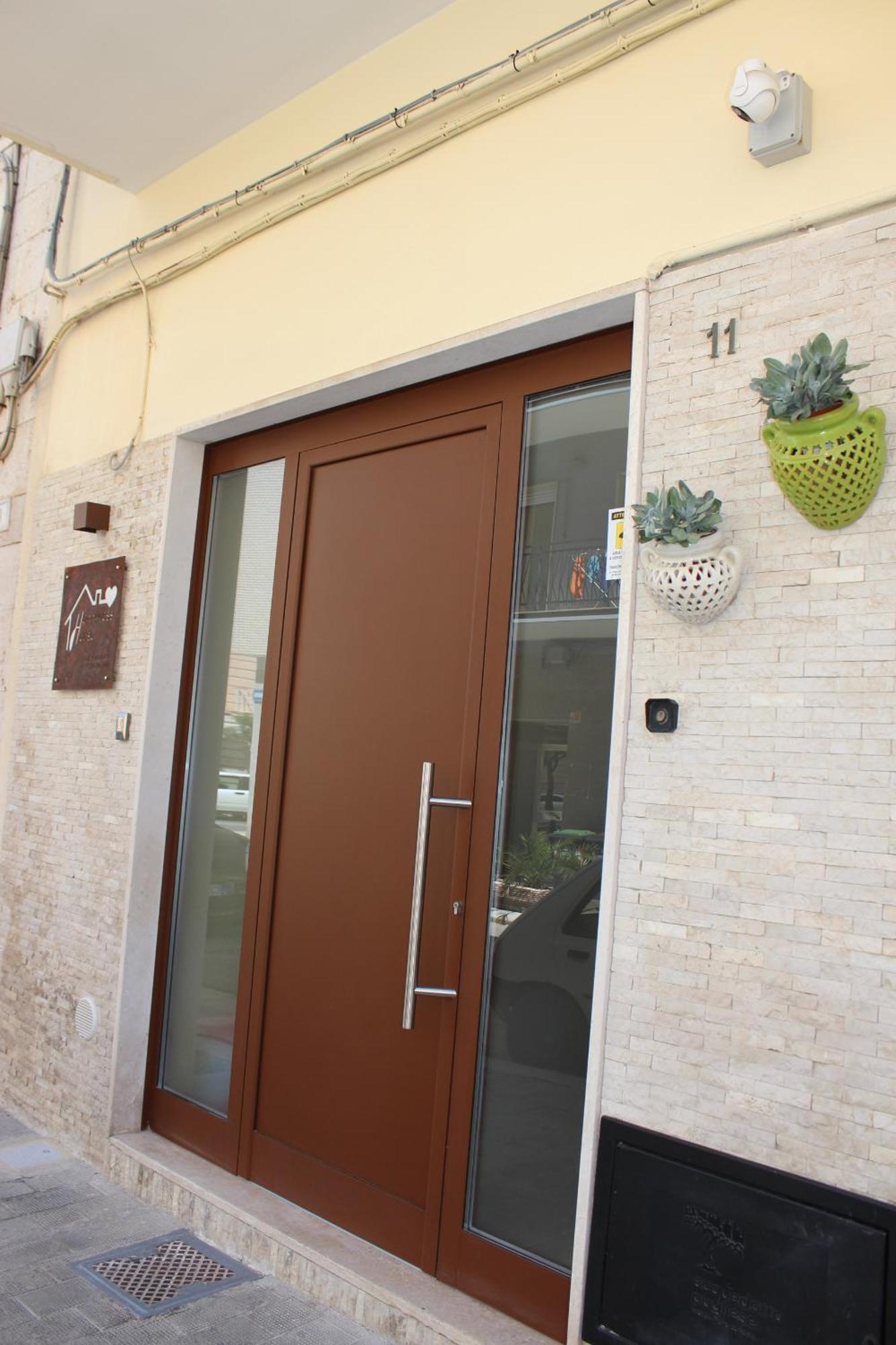 特拉尼Happynesshouse_Locazione Turistica公寓 外观 照片