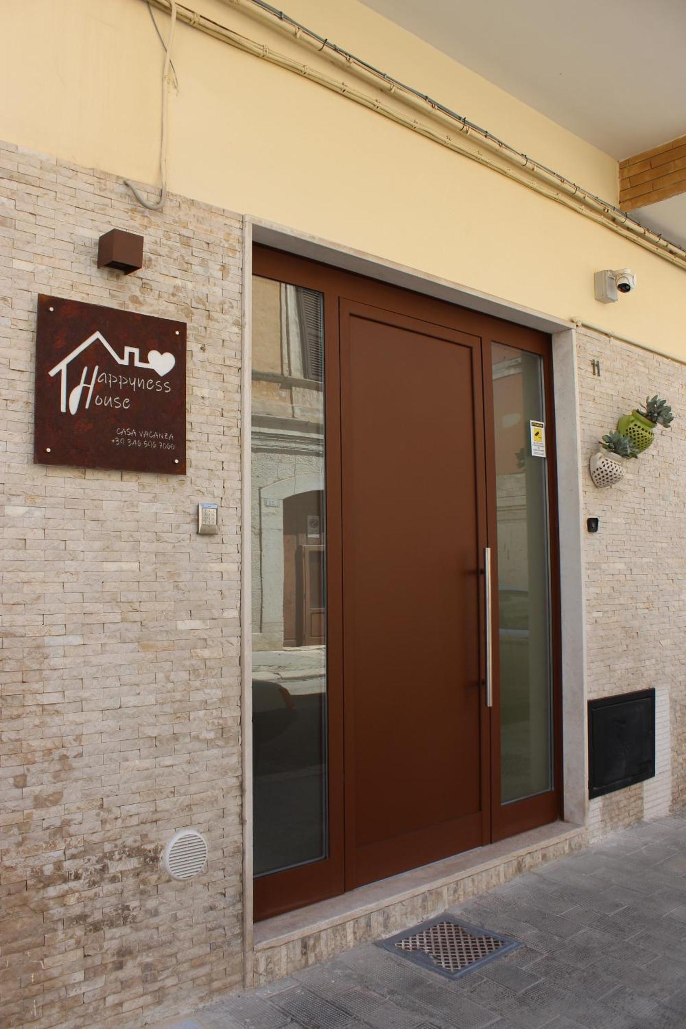 特拉尼Happynesshouse_Locazione Turistica公寓 外观 照片